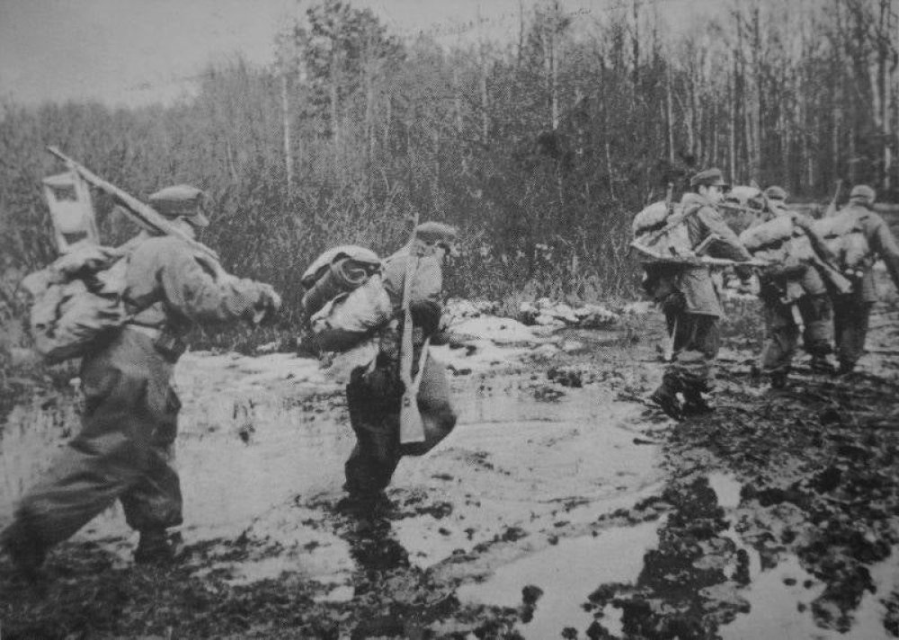 What weather phenomenon did greatly hinder German forces during Operation Spring Awakening, the last major German offensive during World Wari II?