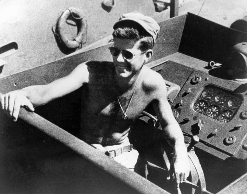 What was the mission of PT-109, the patrol torpedo boat of future President J. F. Kennedy, when it was sunk by the Japanese in the early hours of August 2, 1943?